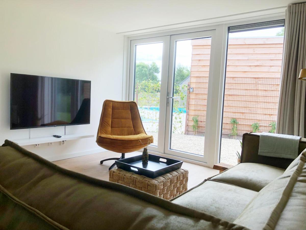 סנט מארטן Bungalow 82 Op Recreatiepark De Wielen מראה חיצוני תמונה